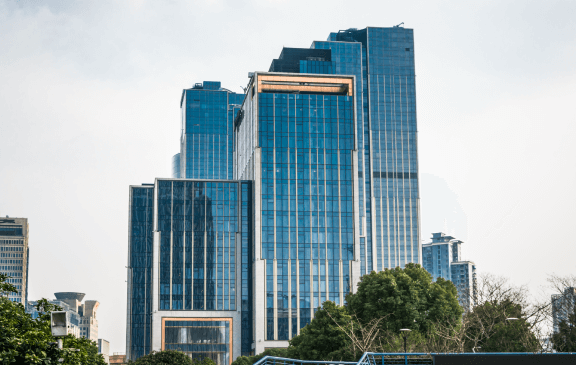 Μεγάλους Οργανισμούς με υψηλό call volume